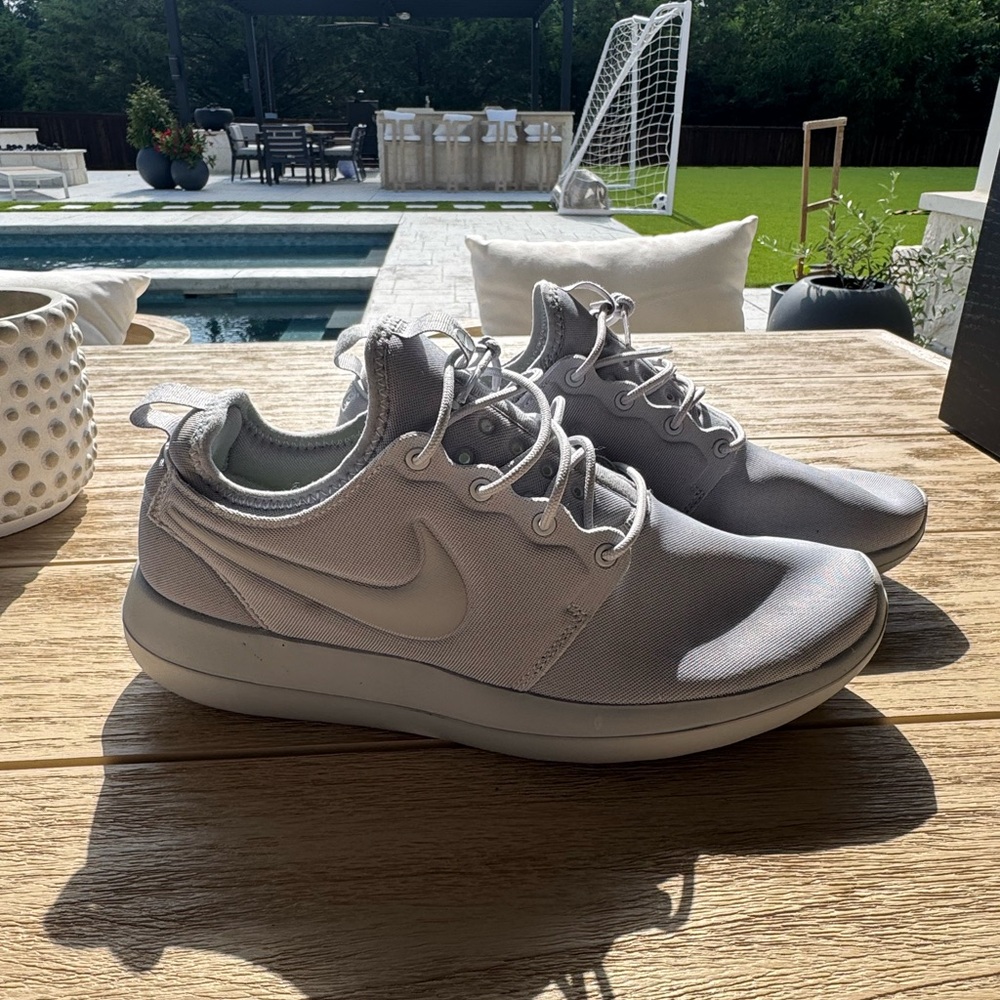 Nike Roshe Two grey